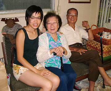 Rachelle, Grandma and Grandpa