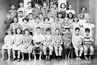 barefoot elementary school picture